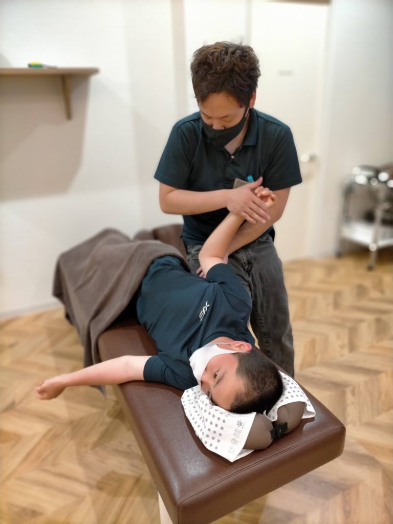 ストレッチは慢性症状に効果的?肩こり・腰痛との関係